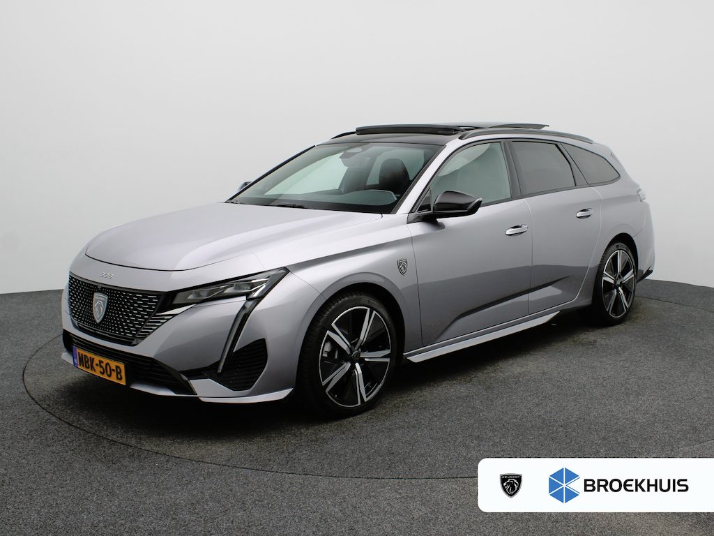 Peugeot 308 1.2 Hybrid 136 e-DCS6 GT Carplay | Panoramadak | Premium Audio | Camera 360* | PDC V+A | Dodehoekbewaking | Elekt. Kofferklep | Navigatie | Climate Control | Draadloze Telefoonlader