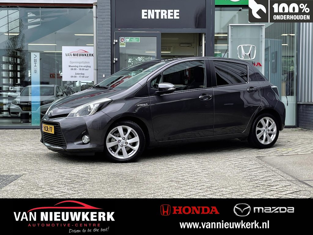 Toyota Yaris 1.5 Full Hybrid 5D Automaat Dynamic | Carplay | Trekhaak | Panoramadak | Climatecontrol |