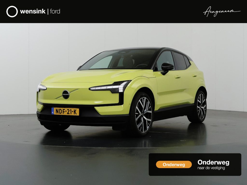 Volvo EX30 Twin Motor Performance Ultra 69 kWh | Warmtepomp | 360 camera | Panoramadak | Stoel en stuurwielverwarming  | cruise control adaptief | Memory stoelen |