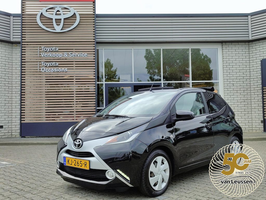 Toyota Aygo X X-WAVE CABRIO NAVI AIRCO BLUETOOTH CAMERA LED NL-AUTO