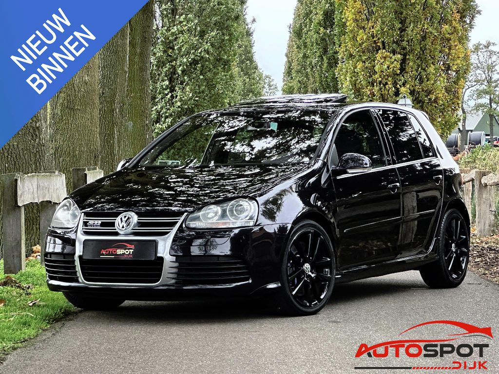 Volkswagen Golf 3.2 R32