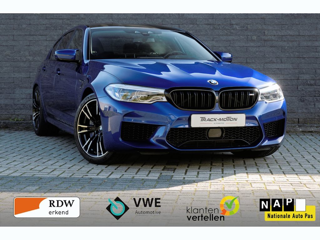 BMW M5 5-serie Carbon Dealer onderhouden
