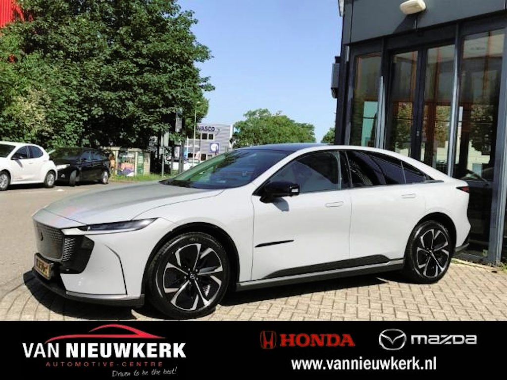 Mazda 6e 68,8kWh 258pk RWD Takumi | Panoramisch Dak | Sony Premium | 360 Camera | HUD |  A Cruise | Keyless | CarPlay & Android |