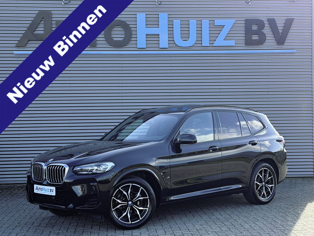 BMW X3 xDrive30e High Executive M Sport Panoramadak 19 Inch LED Keyless Entry Elek. Stoelverstelling ACC Head-Up Display Trekhaak