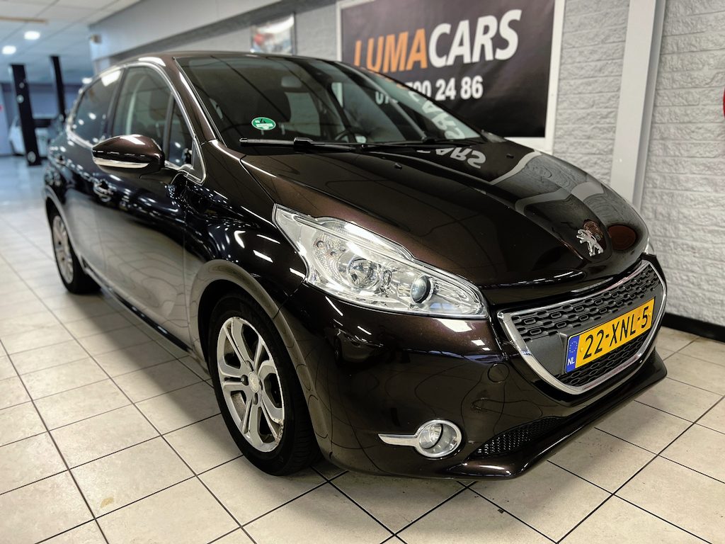Peugeot 208 1.4 VTi Allure | Cruise | PDC | trekhaak |