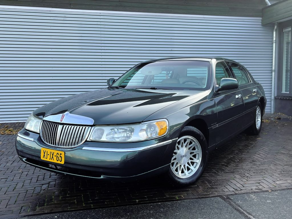 Lincoln Town Car 4.6 Signature