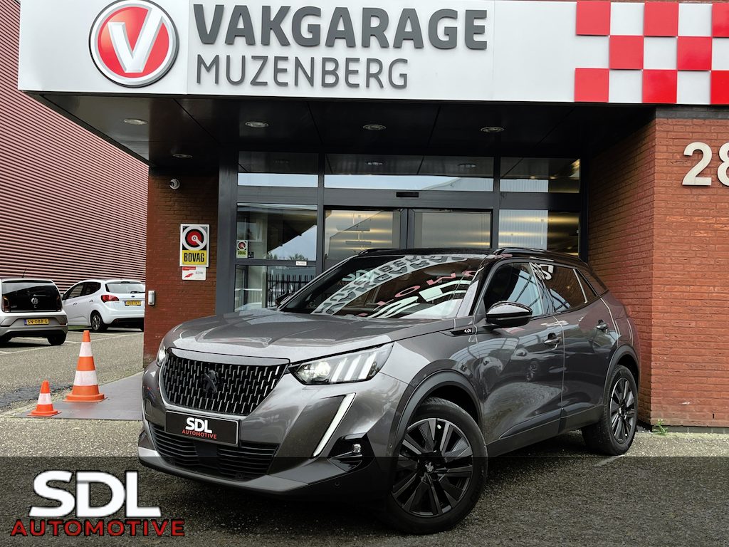 Peugeot 2008 1.2 PureTech GT // NAVI // SCHUIF-KANTEL DAK // CAMERA // ADAPTIVE CRUISE // APPLE CARPLAY-ANDROID AUTO // SPORT STOELEN // STOELVERWARMING //