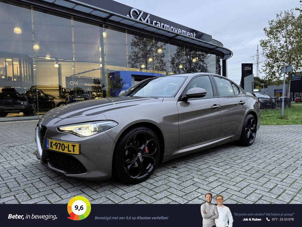 Alfa Romeo Giulia 2.0T Super | Veloce Pakket!! | Leder | Navi | NL auto! | Afn. trekhaak!