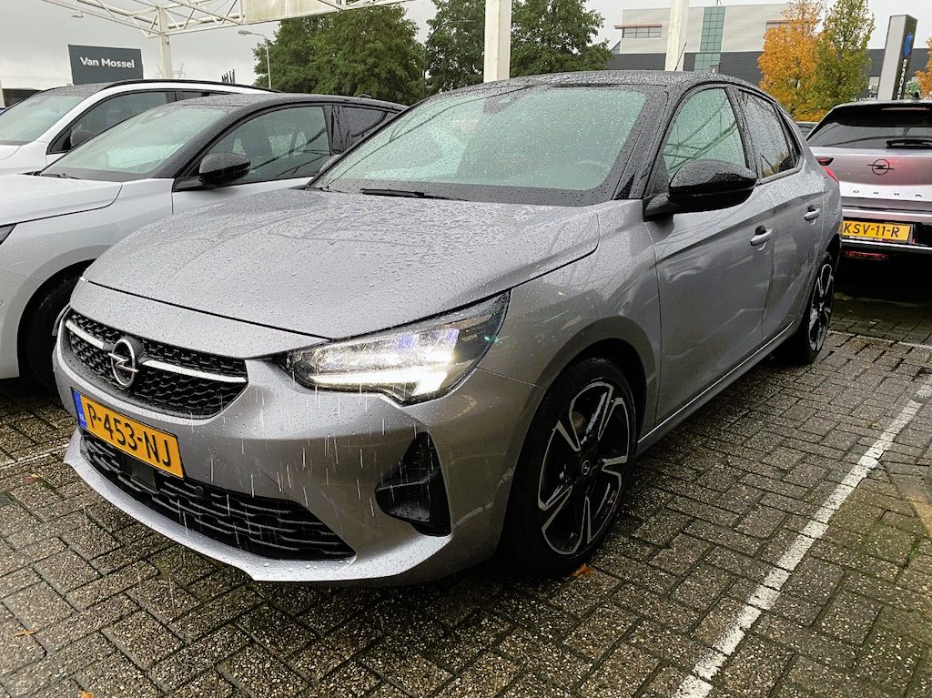 Opel Corsa 1.2 Turbo GS Line 100pk | 1e Eigenaar | Dealeronderhouden | Full-LED | 17"LMV | Parkeersensoren | Climate Control |