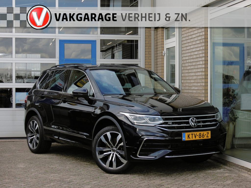 Volkswagen Tiguan 1.4 TSI eHybrid R-Line Business+ Trekhaak|Camera|CarPlay|Winter Pakket|LED|Ad. Cruise|Digi-Dash|2x R-Line