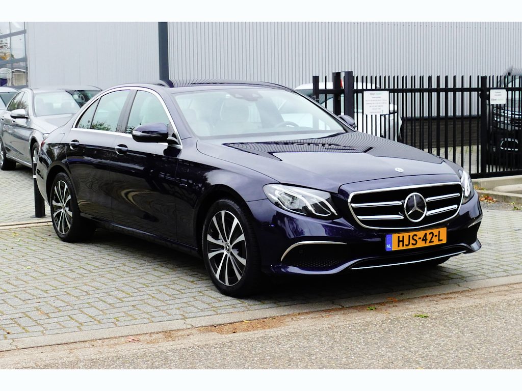 Mercedes-Benz E-klasse 300 e Business Solution Luxury. Sfeer Verl, Half Leer, Camera, StoelVerw, 18"LMV