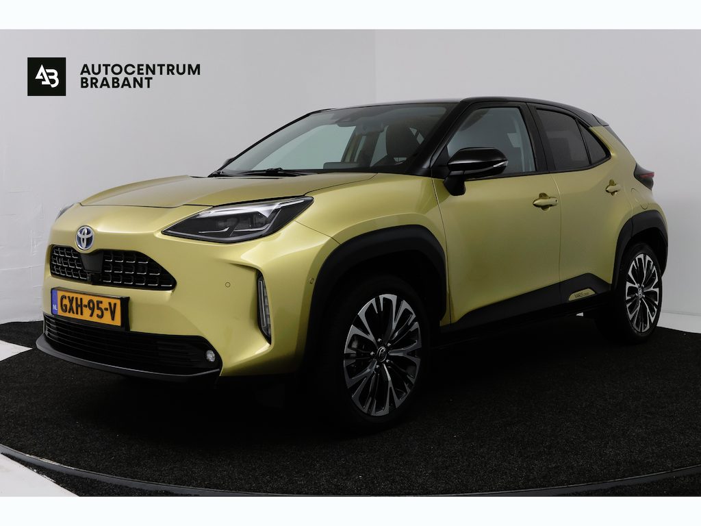 Toyota Yaris Cross 1.5 Hybrid Launch Edition (PANORAMADAK, TREKHAAK, CAMERA, STOELVERWARMING)