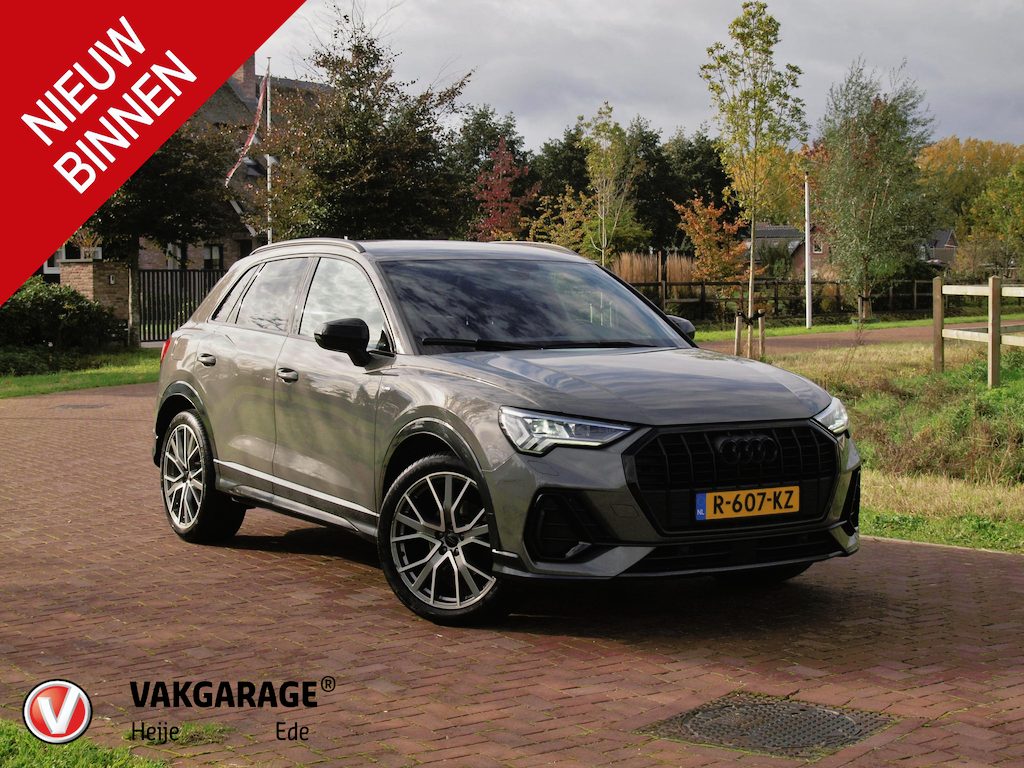 Audi Q3 35 TFSI edition one | S-Line | Camera | Sfeerverlichting | Virtual Cockpit | ACC | Apple Carplay |
