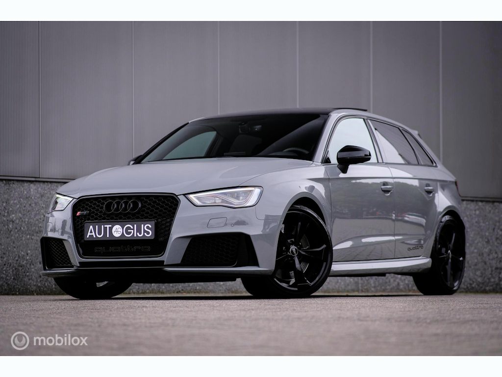 Audi RS3 2.5 TFSI RS3 quattro | Nardo Grey | Miltek | Camera | Schuifdak | Matrixled | Leder | Stoelverwarming |