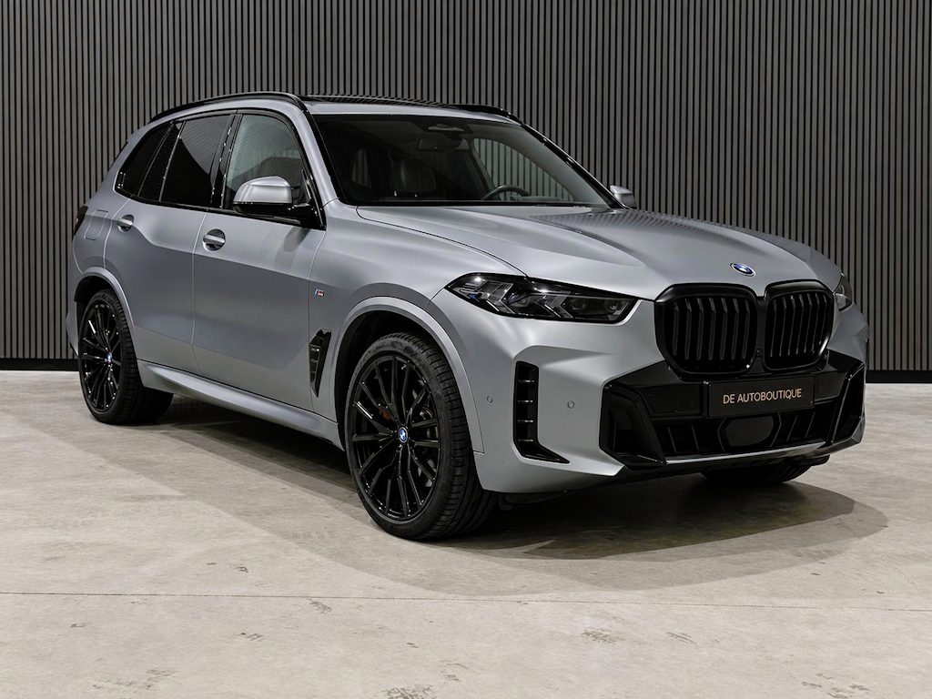 BMW X5 XDrive50e M Sport Pro / Matt Frozen Grey / Pano / H&K Audio / Keyless