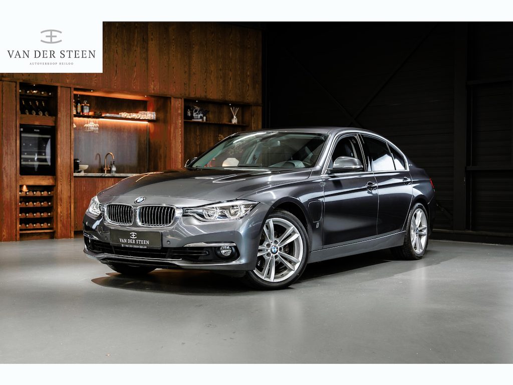 BMW 3-Serie 330e High Executive Dealer Onderhouden | NL Auto | Sportstoelen