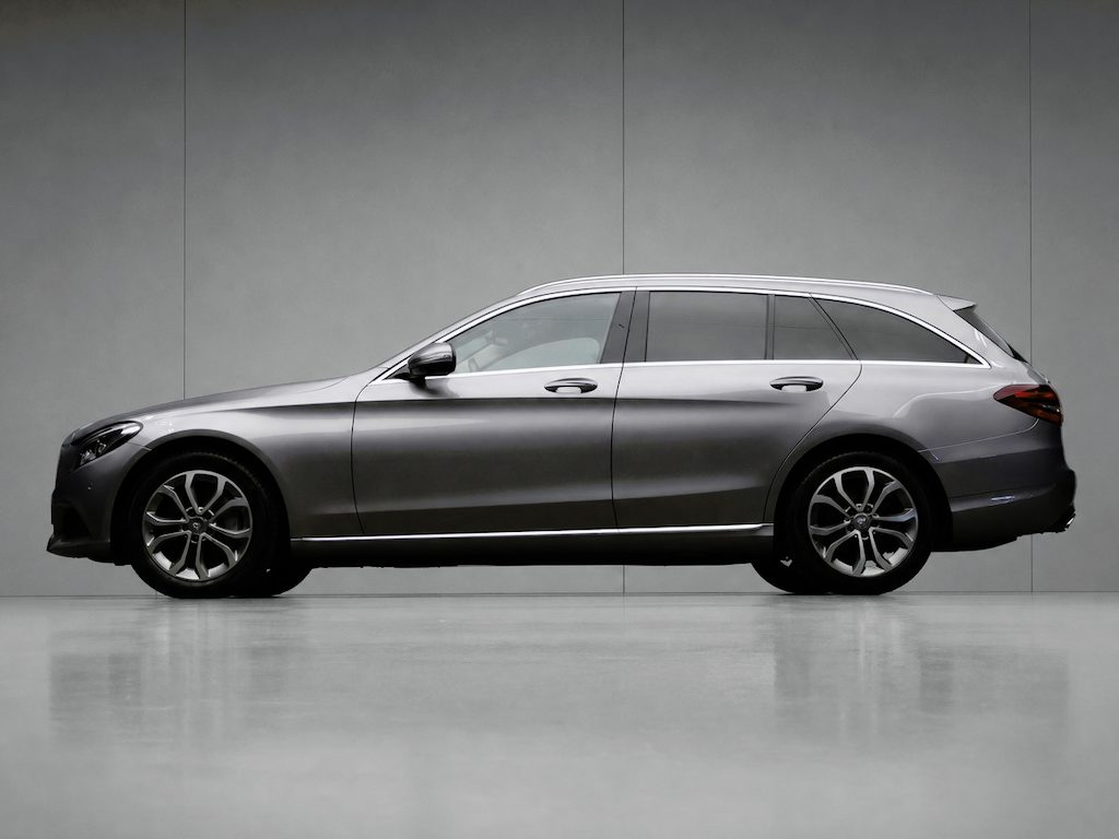 Mercedes-Benz C-klasse Estate 350 e Lease Edition Sport (NAVI,BURMEISTER,CAMERA,ADAPTIVE CRUISE,LED,GETINT,SPORTSTOELEN,LM VELGEN)