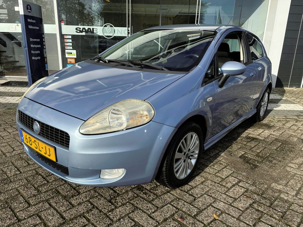 Fiat Punto Grande 1.4 Edizione Prima