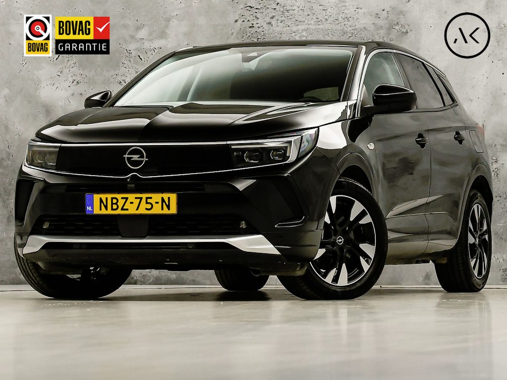Opel Grandland 1.6 Turbo Plug-In Hybrid GS Line 224Pk Automaat (VIRTUAL COCKPIT, SOH 98,3%, APPLE CARPLAY, 360 CAMERA, ADAPTIVE CRUISE, STUURWIEL VERWAMD, SPORTSTOELEN, GETINT GLAS, LANE ASSIST, NIEUWSTAAT)