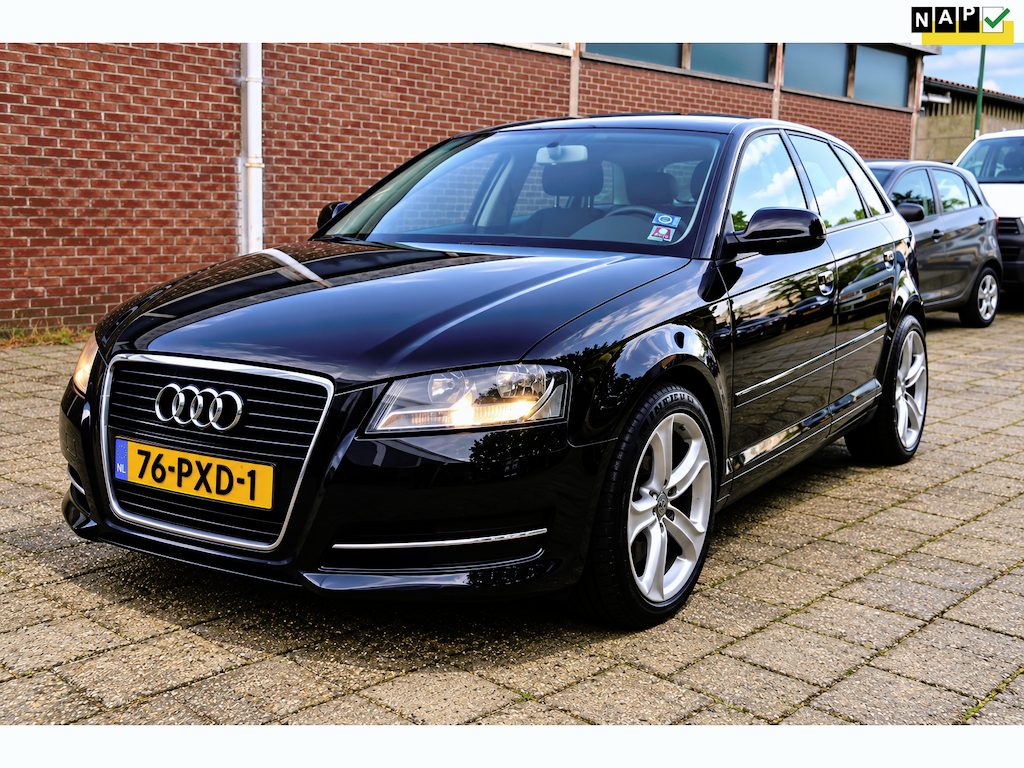 Audi A3 Sportback 1.6 TDI Attraction Business Edition *Rijklaarprijs *2e Eigenaar *NAP