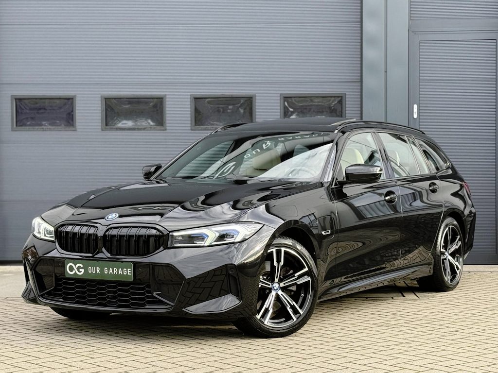 BMW 3-Serie Touring 320e M-sport|Pano|Leer|Hifi|Sfeer|18''