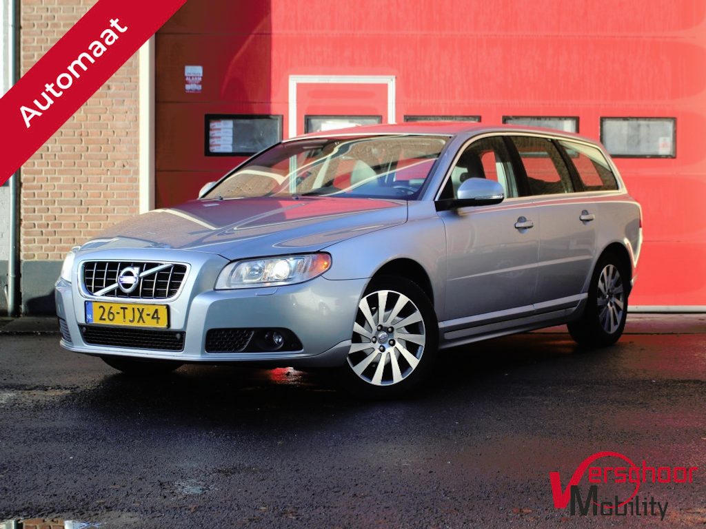 Volvo V70 1.6 T4 | Leder | Cruise | Trekhaak | PDC | Navi | Stoelverwarming | Memory