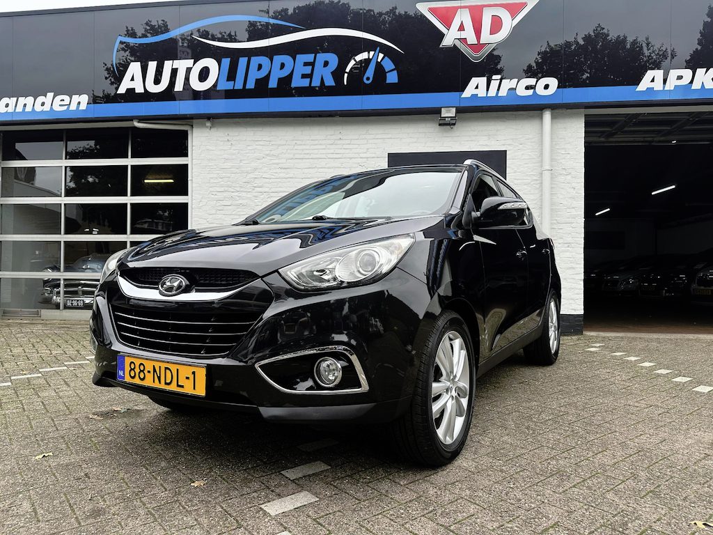 Hyundai ix35 2.0i i-Catcher /Automaat/Nieuwe apk bij aflevering/Leder/camera/Panoramadak/Lm velgen/Trekhaak