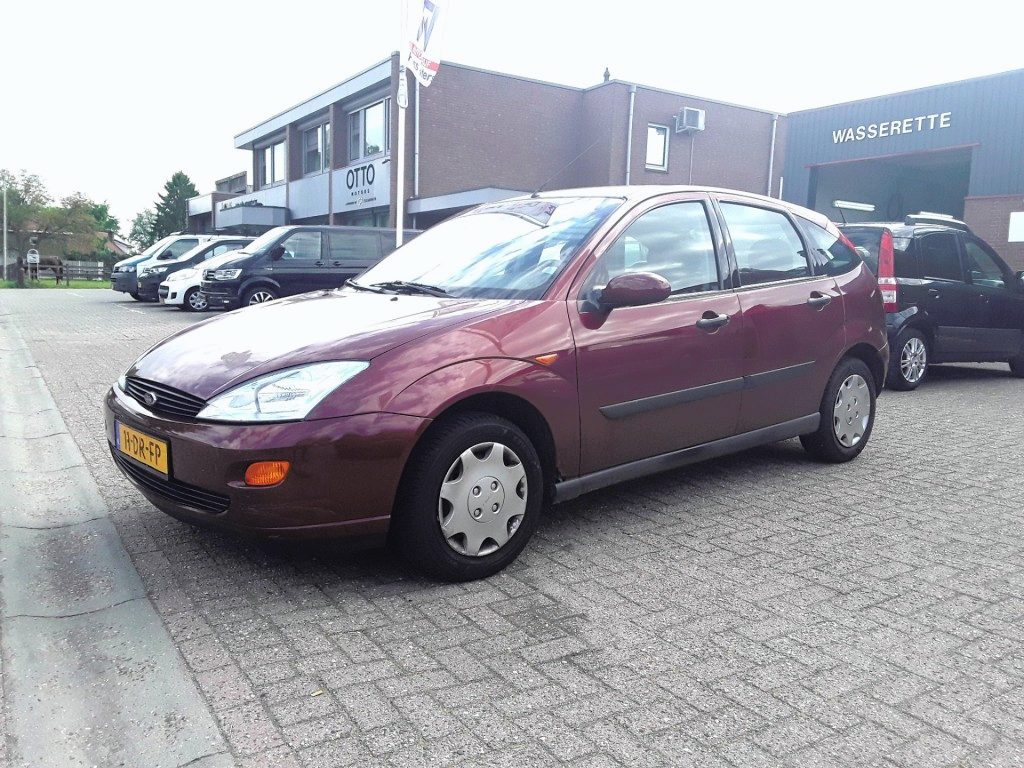 Ford Focus 1.6-16V