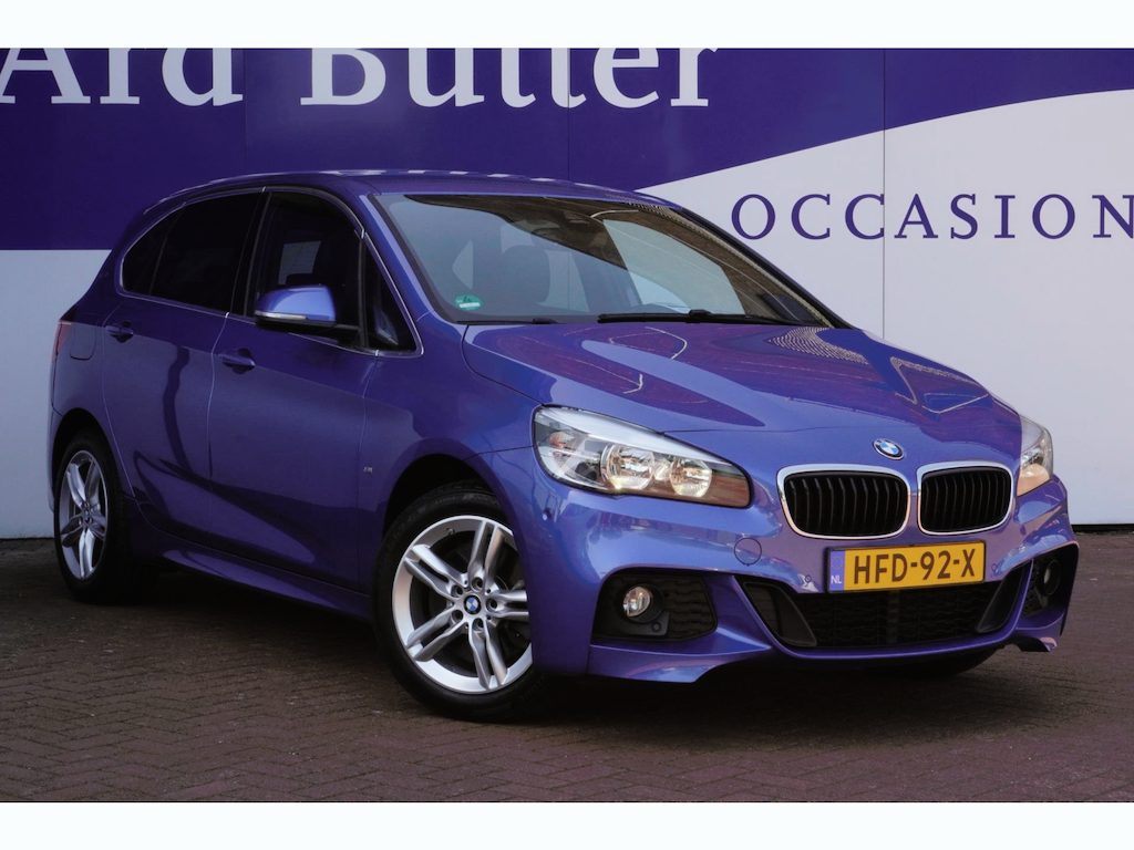 BMW 2-Serie Active Tourer 225xe iPerformance Centennial High Executive M sport+navigatie+parkeer-Hulp+volleder+elek-klep = SUPER !