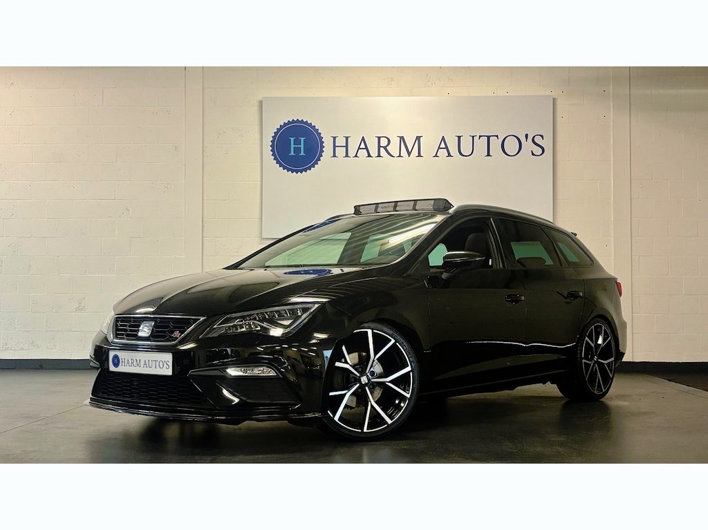 SEAT Leon Sportstourer 1.5 eTSI FR Edition 150pk DSG Pano / Trekhaak / Navi / LED / Cam