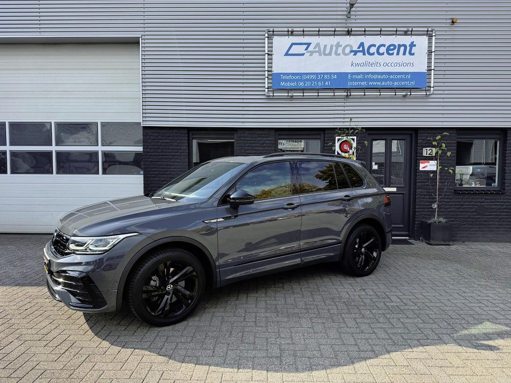 Volkswagen Tiguan 2.0 TSI 4Motion R-Line 245PK Pano/Trekhaak/115dkm