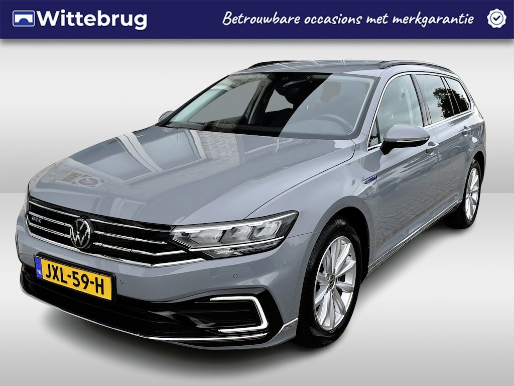 Volkswagen Passat Variant 1.4 TSI PHEV GTE Business / AUTOMAAT/ ADAPT-CRUISE/ NAVI/ APP-CONNECT/ CLIMATE/ STOELVERWARMING/ PARK. SENSOREN + CAMERA/ 17" LMV