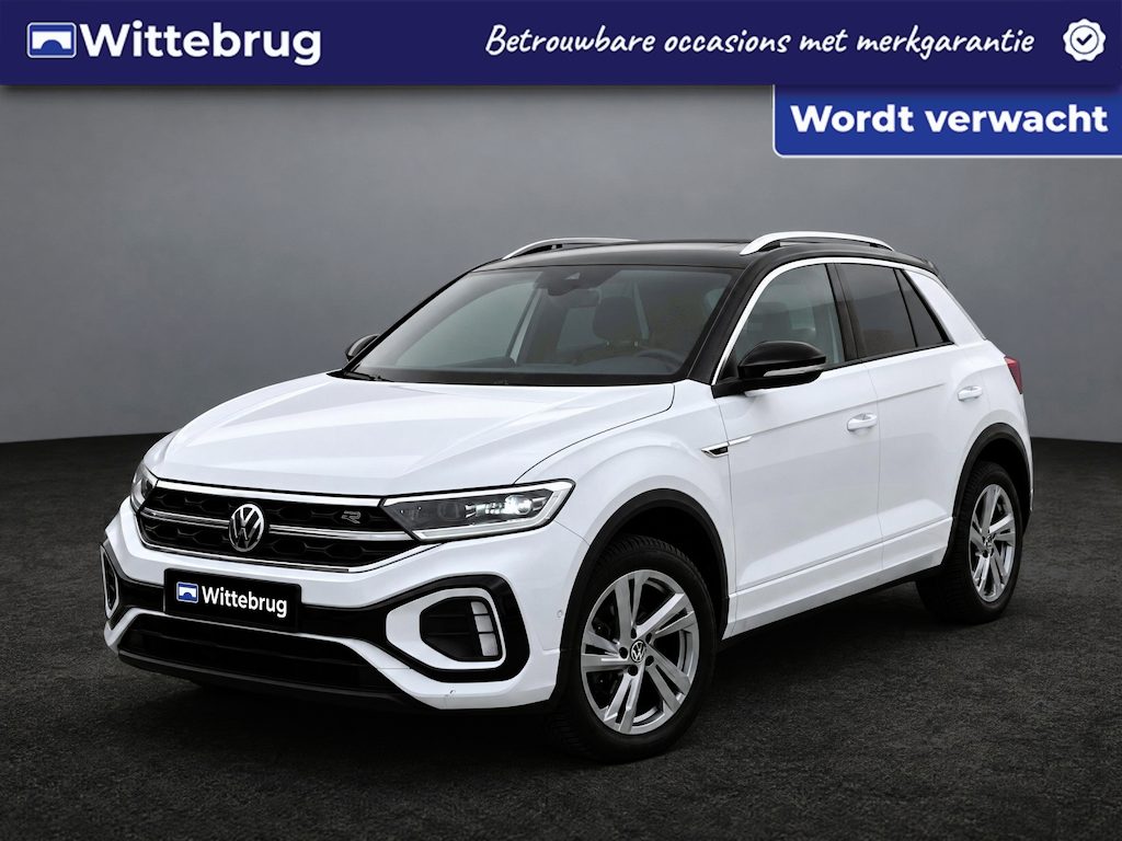 Volkswagen T-Roc 1.0 TSI 110pk R-Line / Virtual Cockpit Pro/ App. Connect / Achteruitrijcamera / Afn.Trekhaak / Zwart dak / 17''LMV