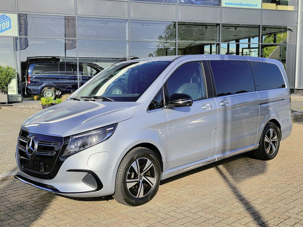 Mercedes-Benz EQV 300 L2 Avantgarde 90 kWh AMG * Burmeister * 360 Camera * 8 Persoons *