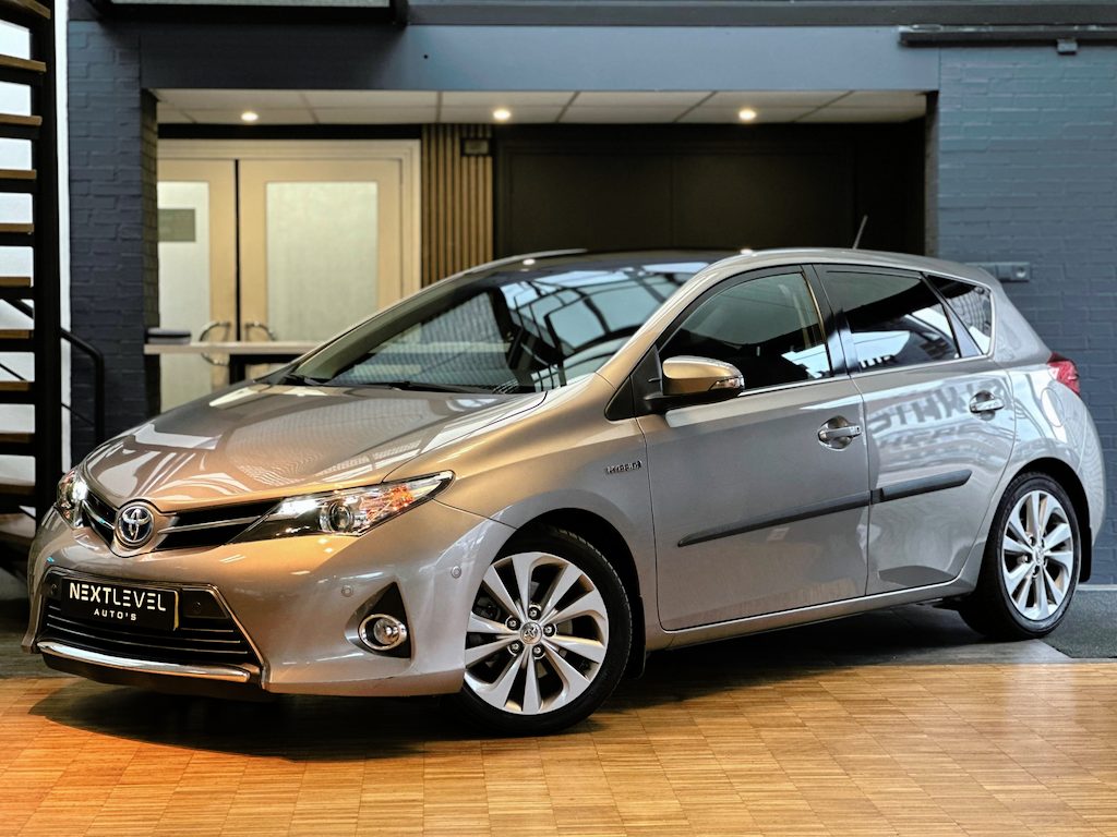 Toyota Auris 1.8 Hybrid Executive PANO Dealer Ond Full Optie