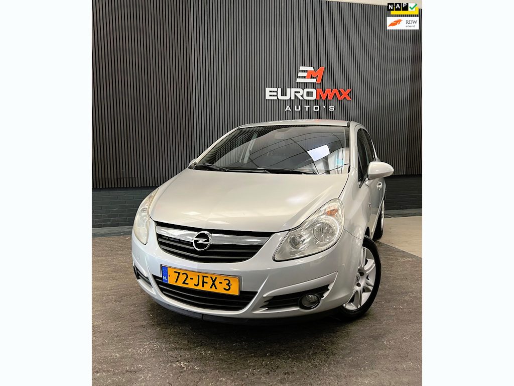 Opel Corsa 1.2-16V Cosmo - 2e Eigenaar - NAP - Cruise - Trekhaak