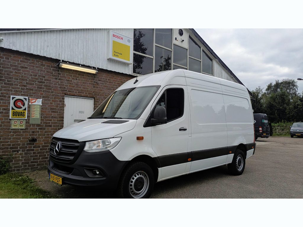 Mercedes-Benz Sprinter 317 1.9 CDI L2H2 - Camera - 1e eign - navi