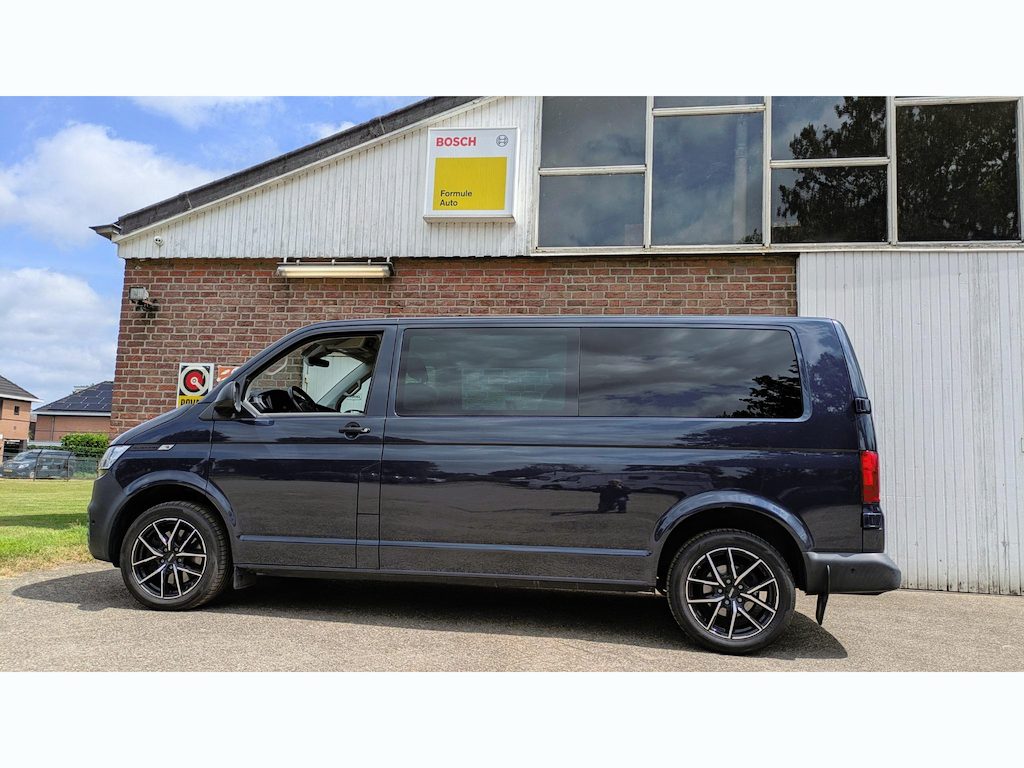 Volkswagen Transporter 2.0 TDI L2H1 DC - Aut. - Camera -