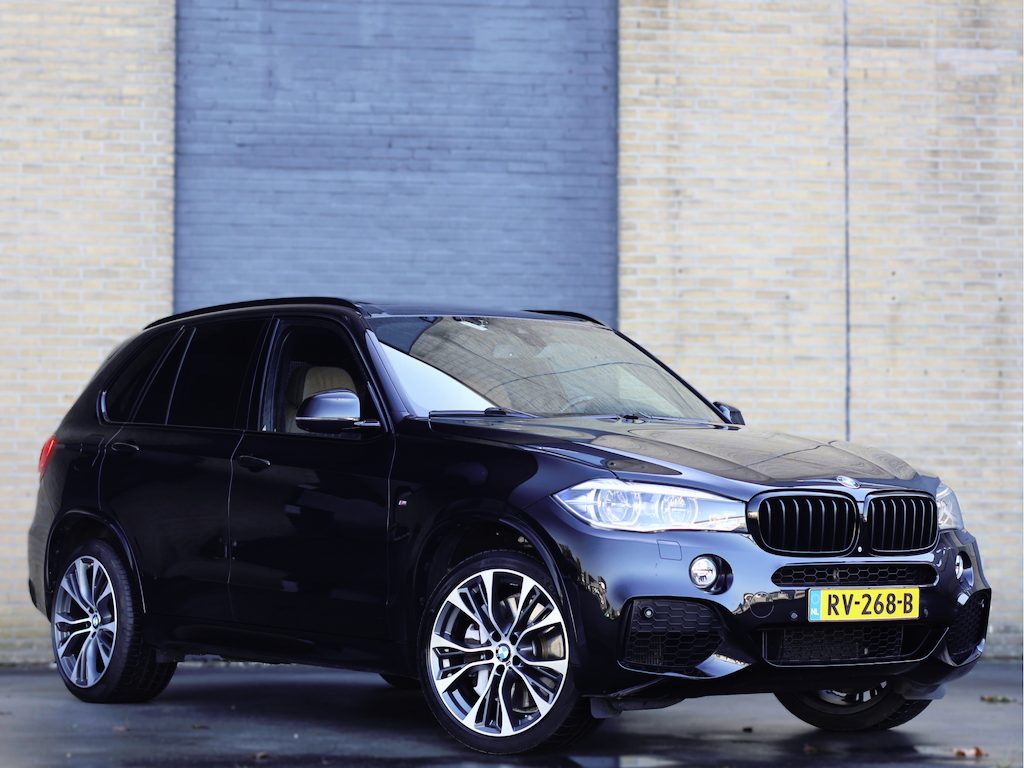 BMW X5 xDrive50i V8 High Executive M Sport | Pano | 360° Cam | Harman/Kardon | Leder |
