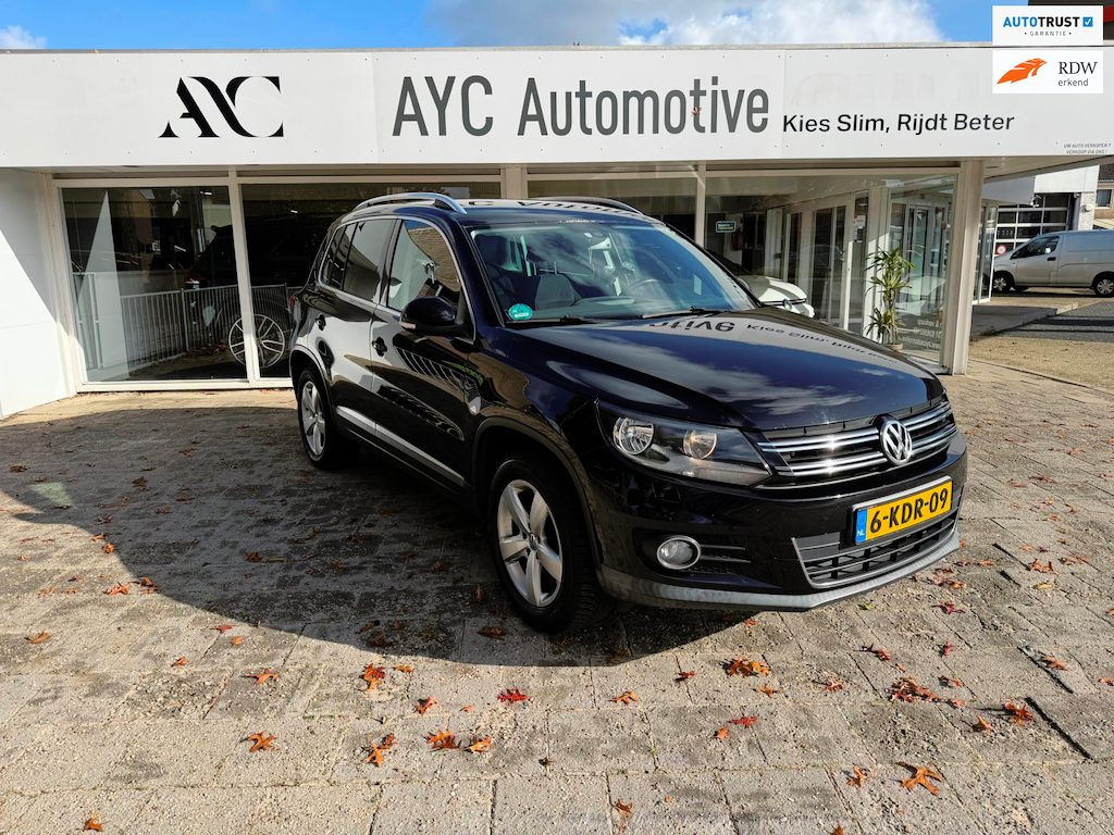 Volkswagen Tiguan 1.4 TSI Sport&Style |Cruise Control|Trekhaak|Apple Carplay|