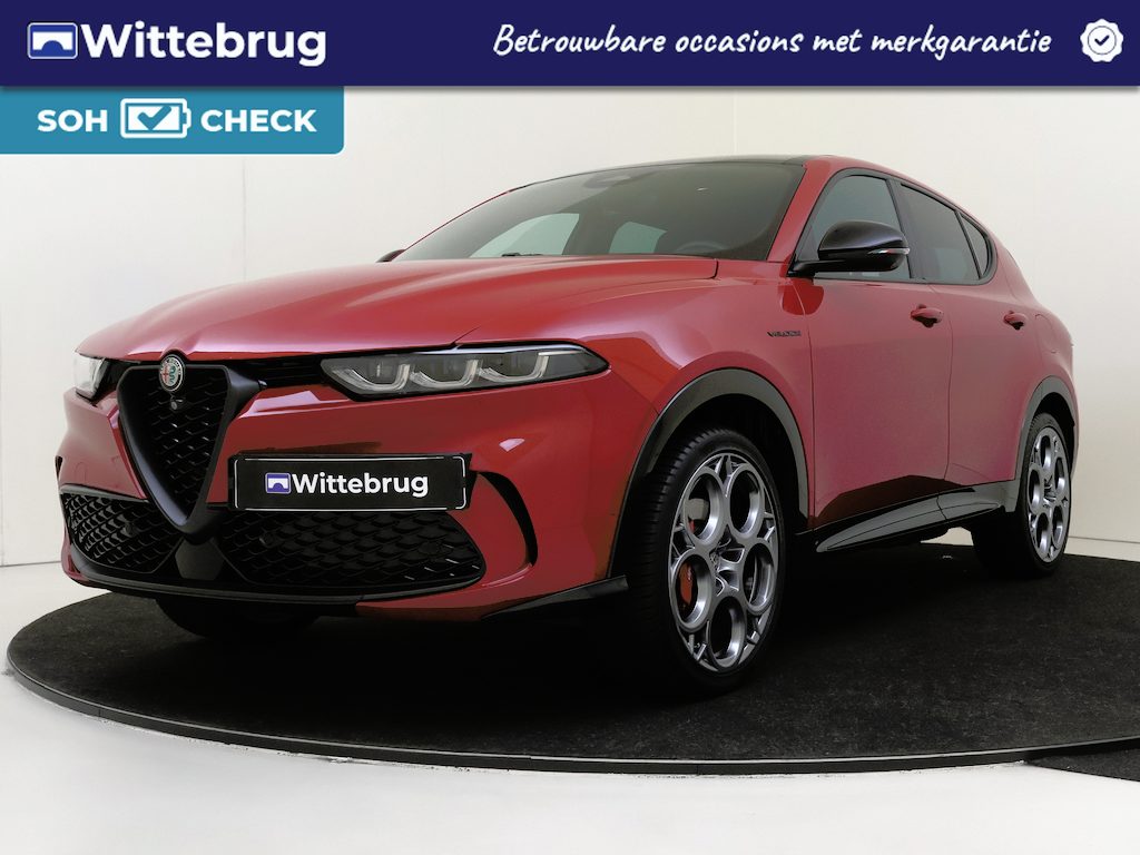 Alfa Romeo Tonale 1.3T PHEV Veloce Panoramadak | Leder | 360 Camera | Adaptive Cruise | Stoel- en stuurverwarming | Elektr. achterklep | Apple CarPlay YP