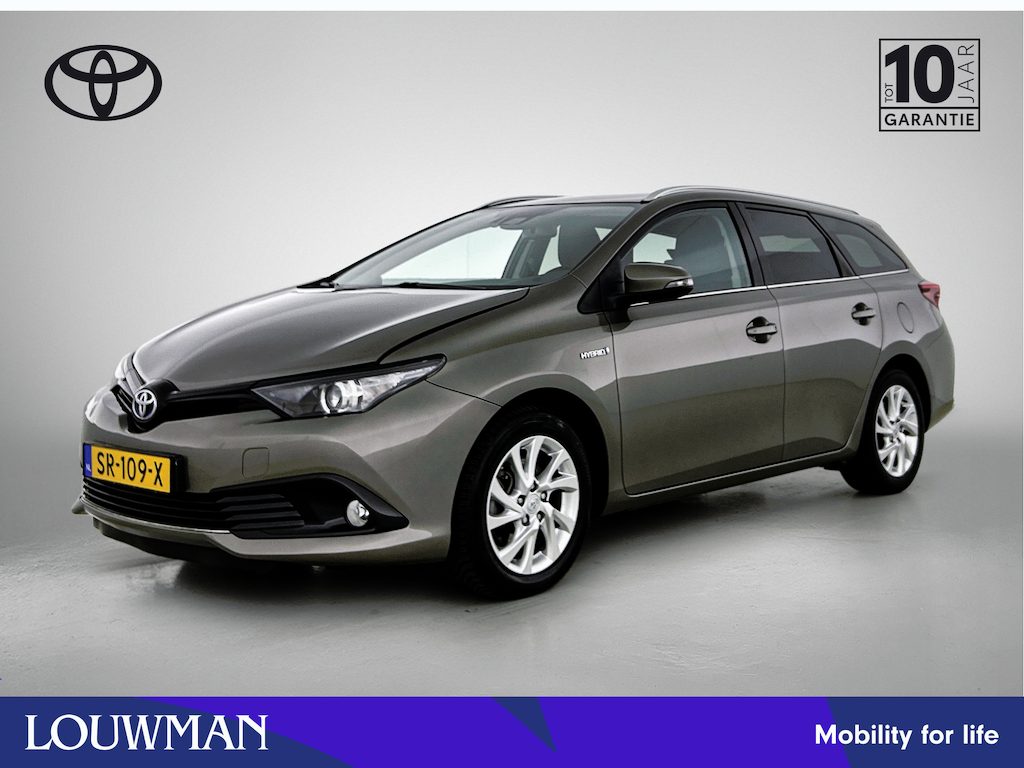 Toyota Auris 1.8 Hybrid Dynamic Go | Dealer onderhouden | Cruise Control | Navigatie | Climate Control | Achteruitrijcamera | Buitenspiegels elektrisch inklap&verstelbaar | leseman