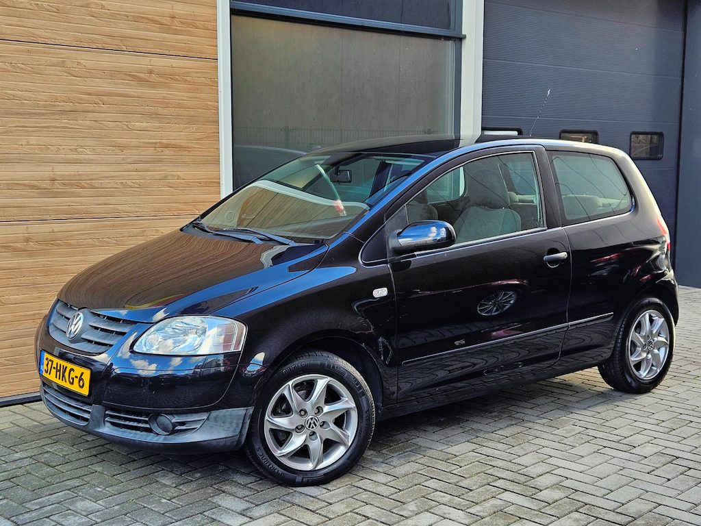 Volkswagen Fox 1.2 Trendline 15" Stuurbekrachtiging Dealeronderhouden