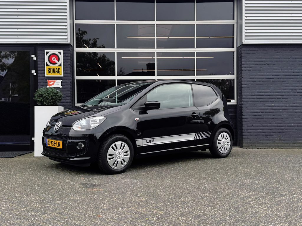 Volkswagen Up! 1.0 move up! BlueMotion, Airco, CarPlay, Stoelverwarming, Radio, APK