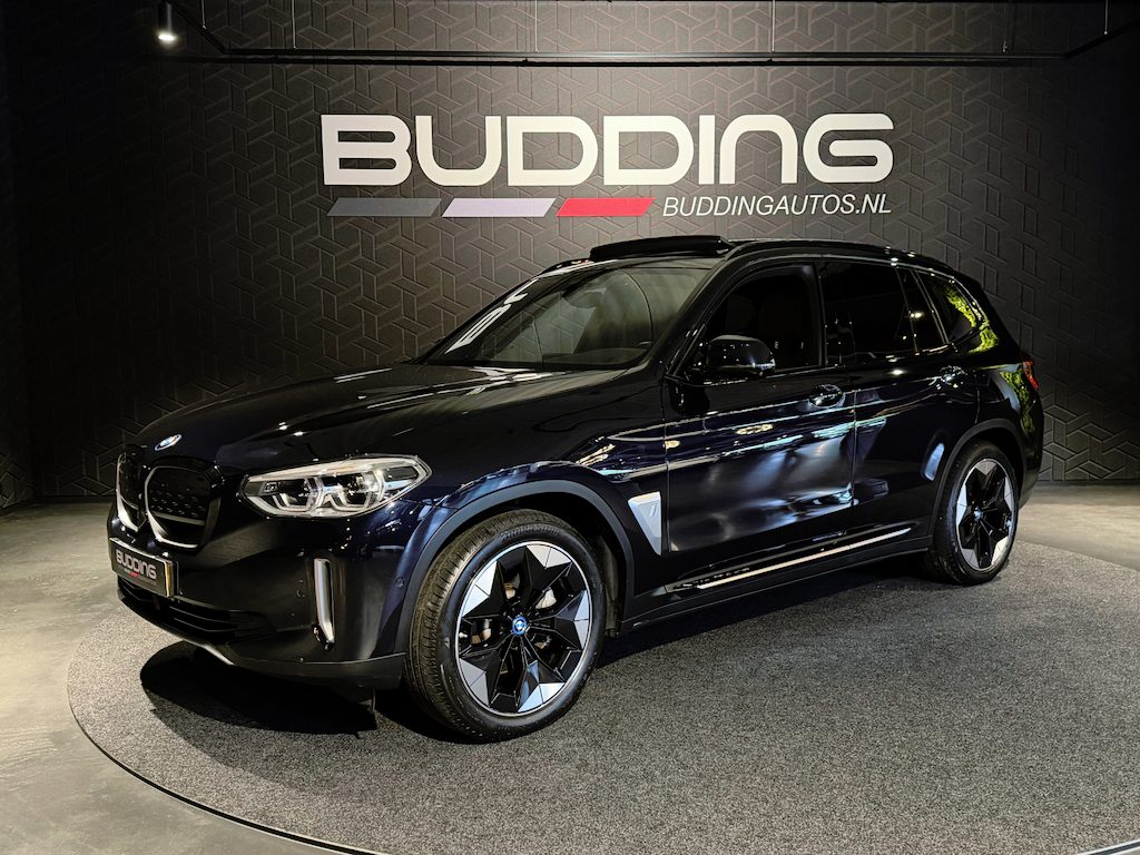 BMW iX3 High Exe 80 kWh | Pano | 360 camera | Trekhaak