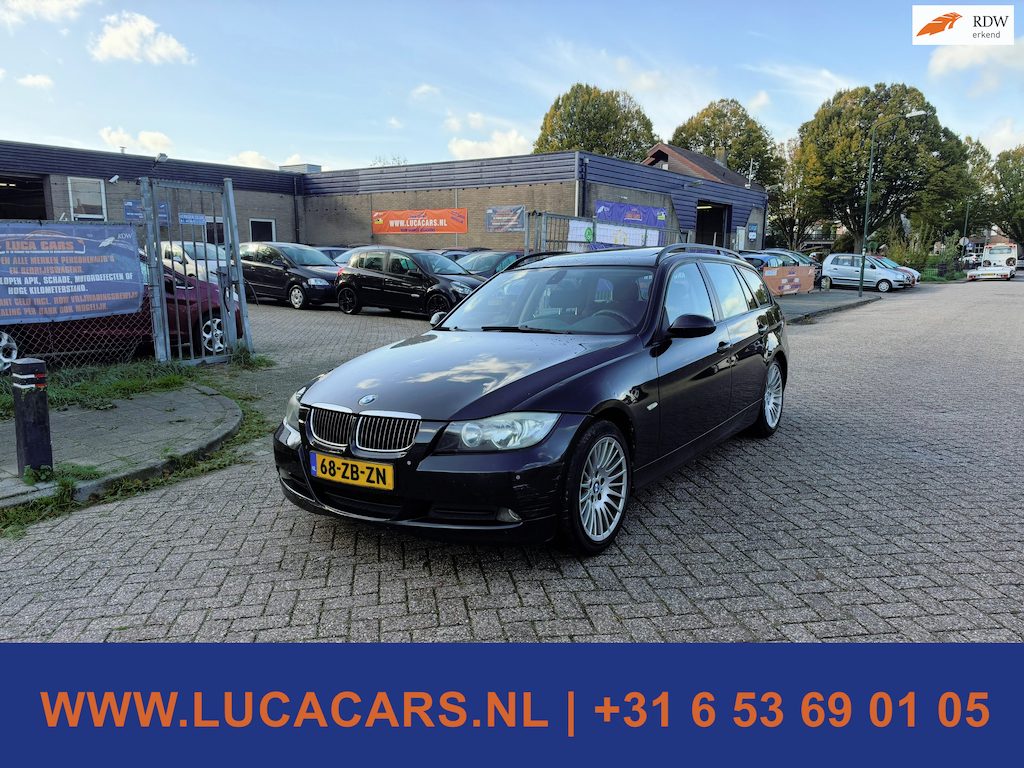 BMW 3-Serie Touring 318i Business Line PANO 2X SLEUTEL+BOEKJES!