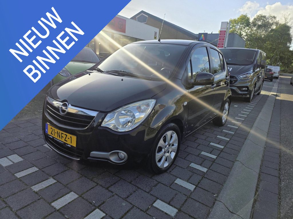 Opel Agila 1.2 Edition 5 deurs, airco