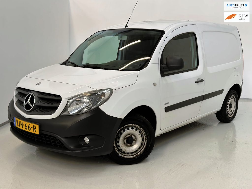 Mercedes-Benz Citan 112 BlueEFFICIENCY / Benzine / Marge