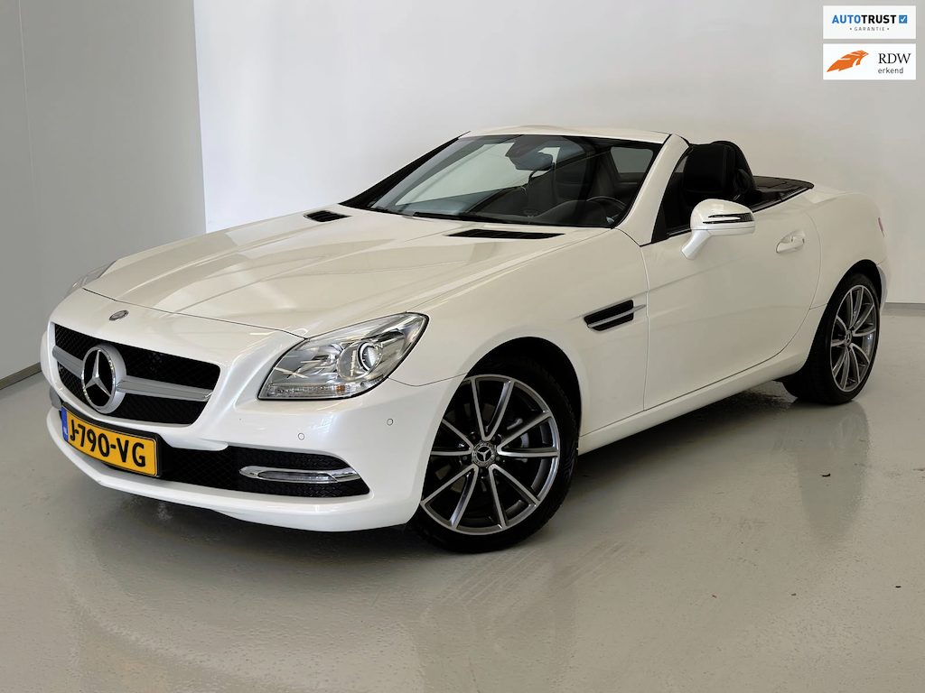 Mercedes-Benz SLK 200 / Pano / Airscarf / Stoelverwaming