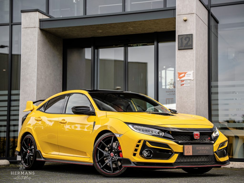 Honda Civic Type R 2.0 VTEC Limited Edition FK8 / 41 of 100 / Sunlight Yellow 2+ / Alcantara / ACC / MAEPS